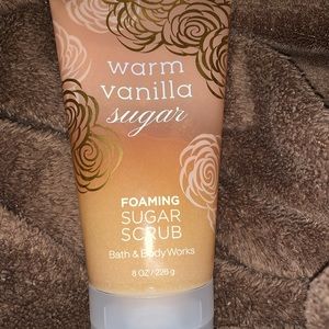 fosming body scrub